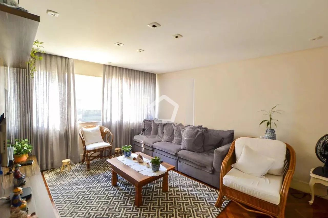 Apartamento em Cerqueira César