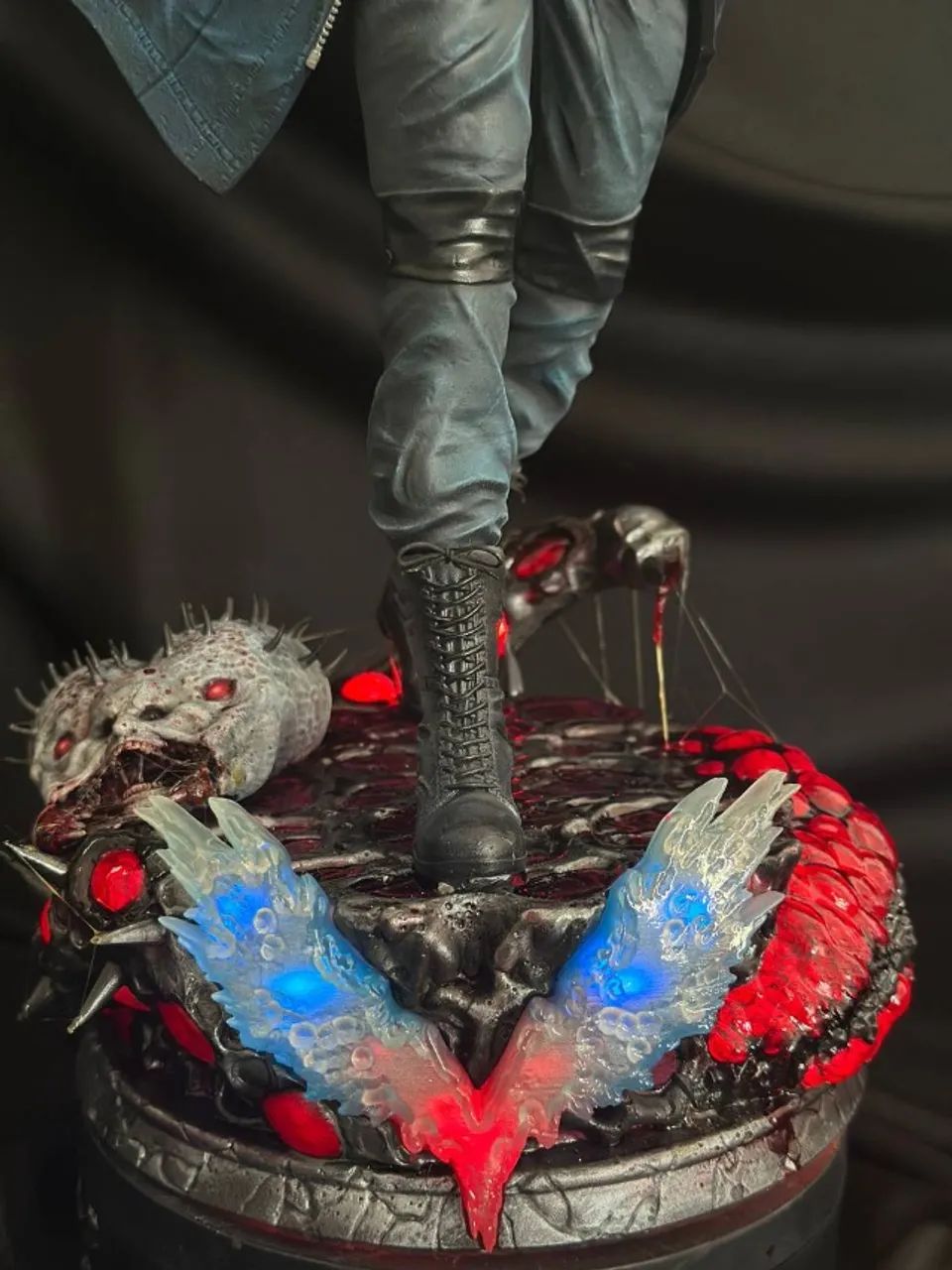 Colecionáveis Jogo Devil May Cry - Foto 3