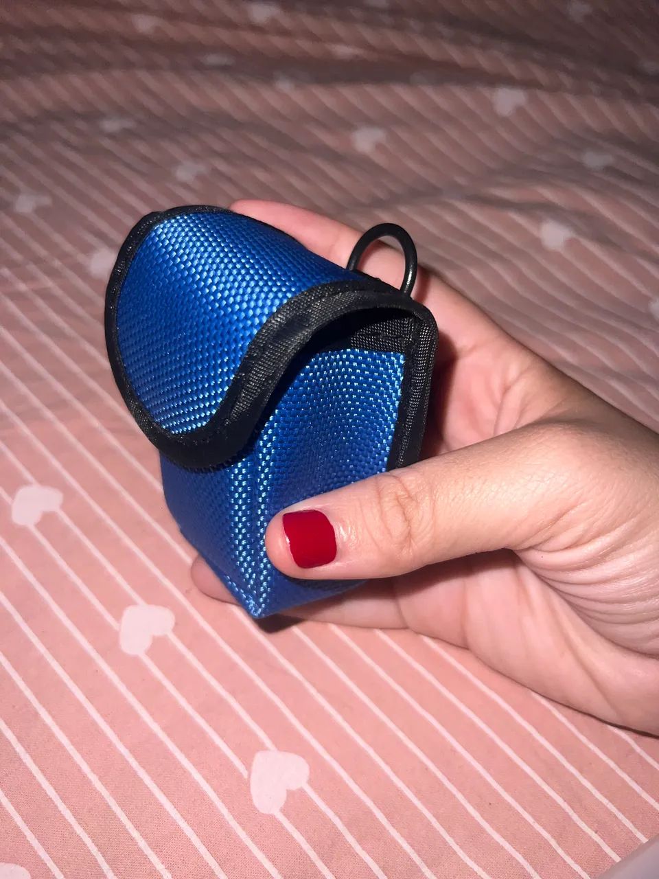Oxímetro de dedo com capinha e bolsinha para guardar  - Foto 4