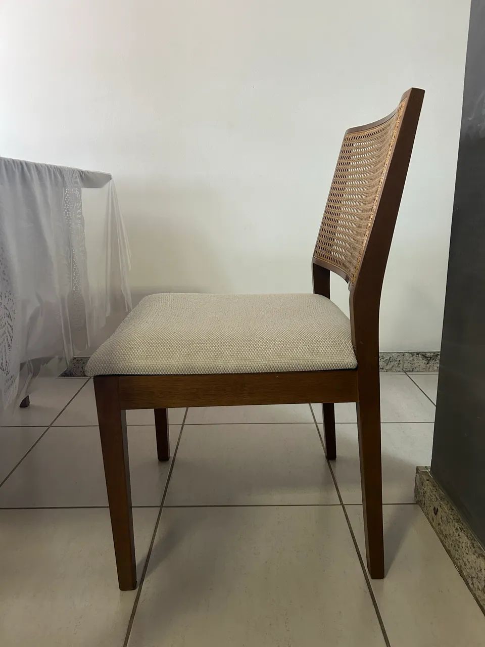 Conjunto de Mesa e Cadeiras - Foto 5