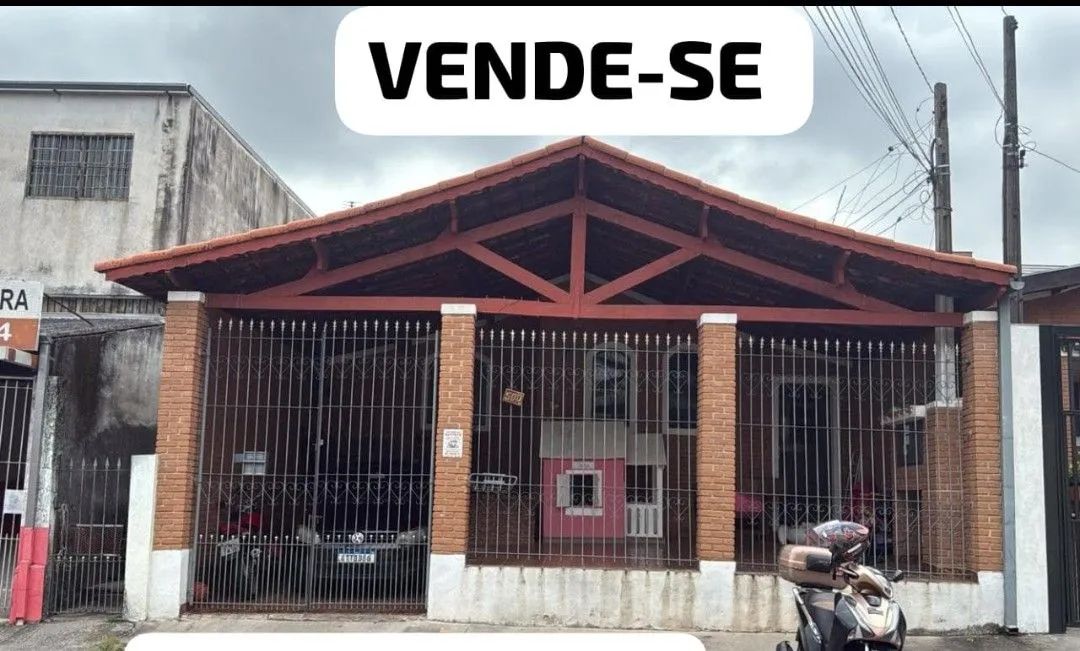 Casa com edícula 250m²