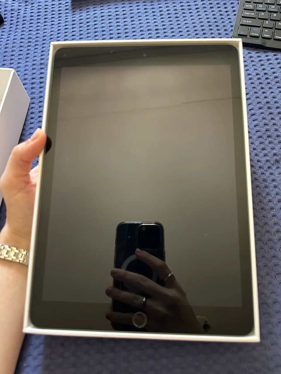 iPad 9ª geração c/ caixa e carregador (zero arranhões) 