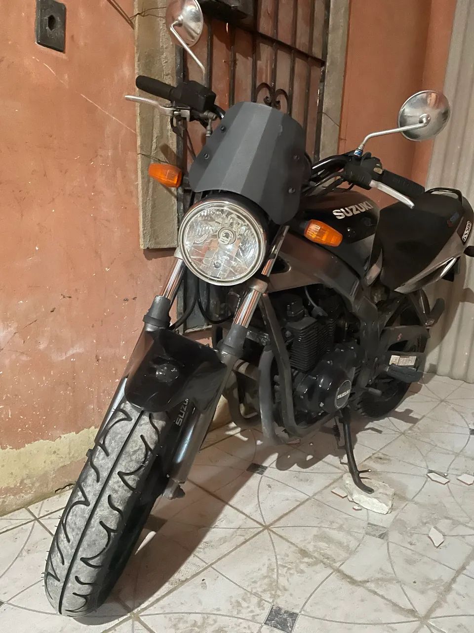 Suzuki GS 500e