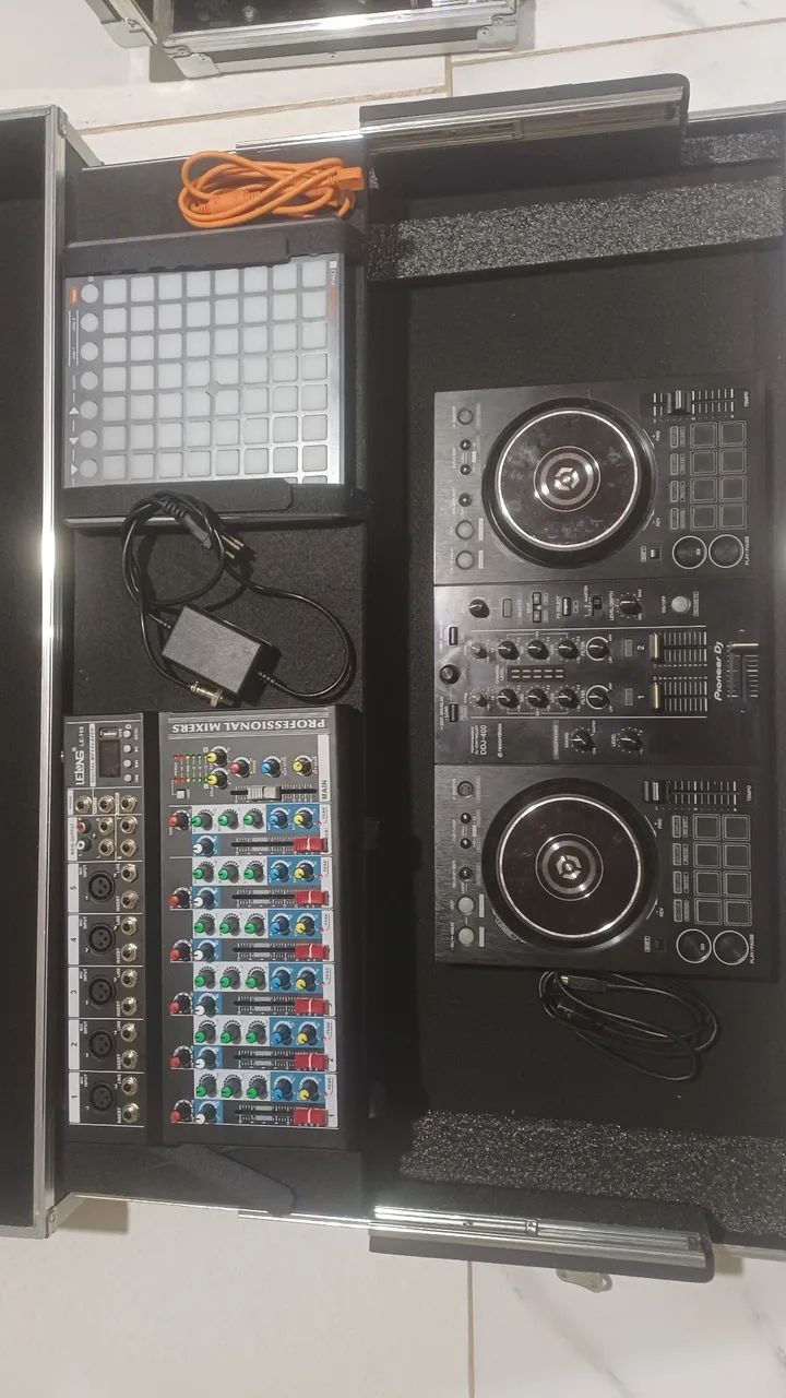 MATERIAL COMPLETO DE DJ + MOTO - Foto 2