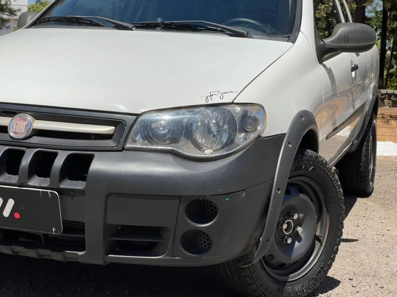 Fiat Strada 1.4 MPI Fire Flex 8V CE 2011 - Foto 2