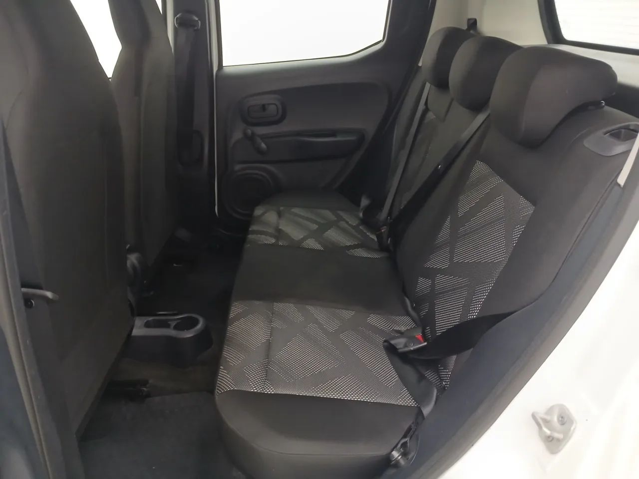 Fiat Mobi LIKE 1.0 Fire Flex 5p., foto 17 de 18