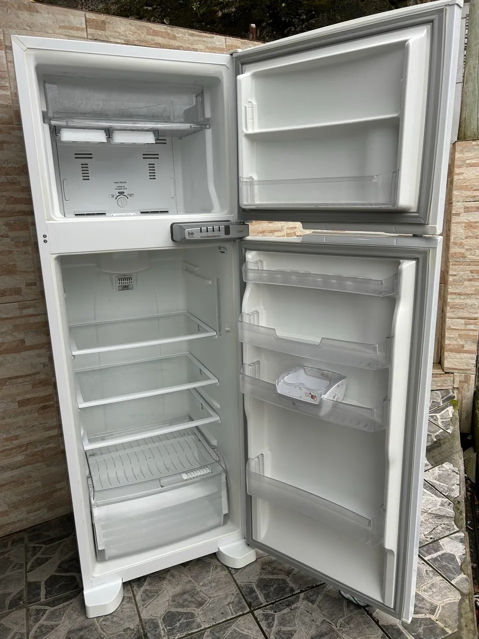 Geladeira Brastemp Frost Free  - Foto 4