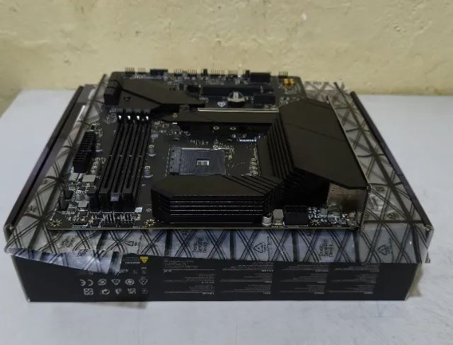 Placa-Mãe MSI MPG B550 Gaming Plus - Foto 2