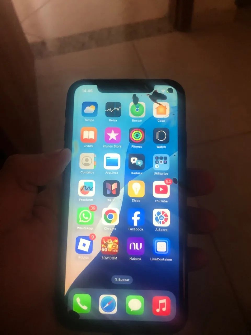 iPhone xr tela e traseira quebrada, funcionando perfeito