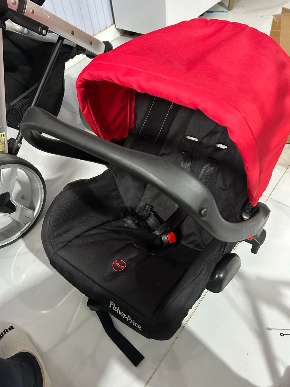 Carrinho Moisés com bebê conforto  - Foto 2