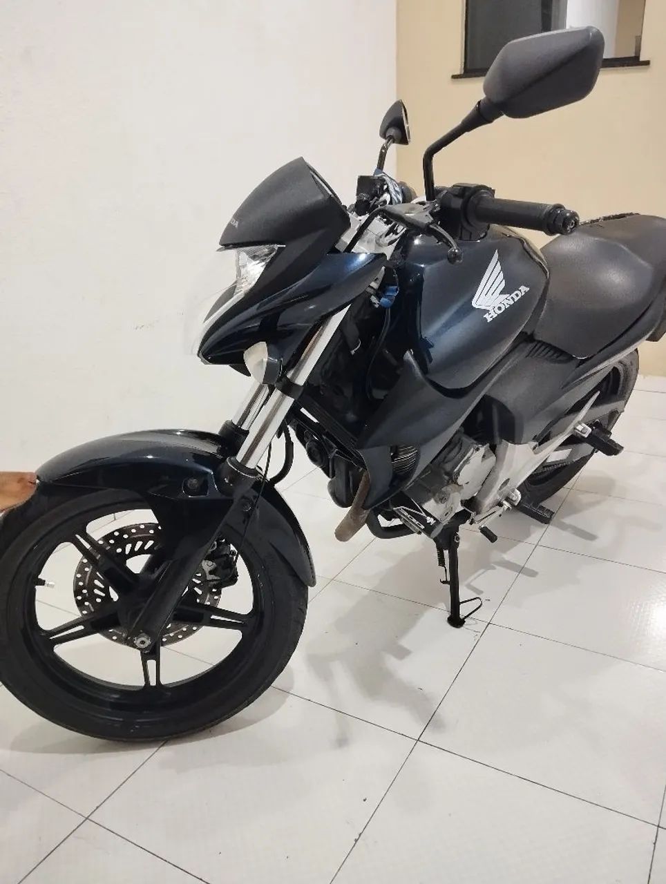 Honda CB300R 2011/2012 - Conservada (vendo/troco) - Foto 2