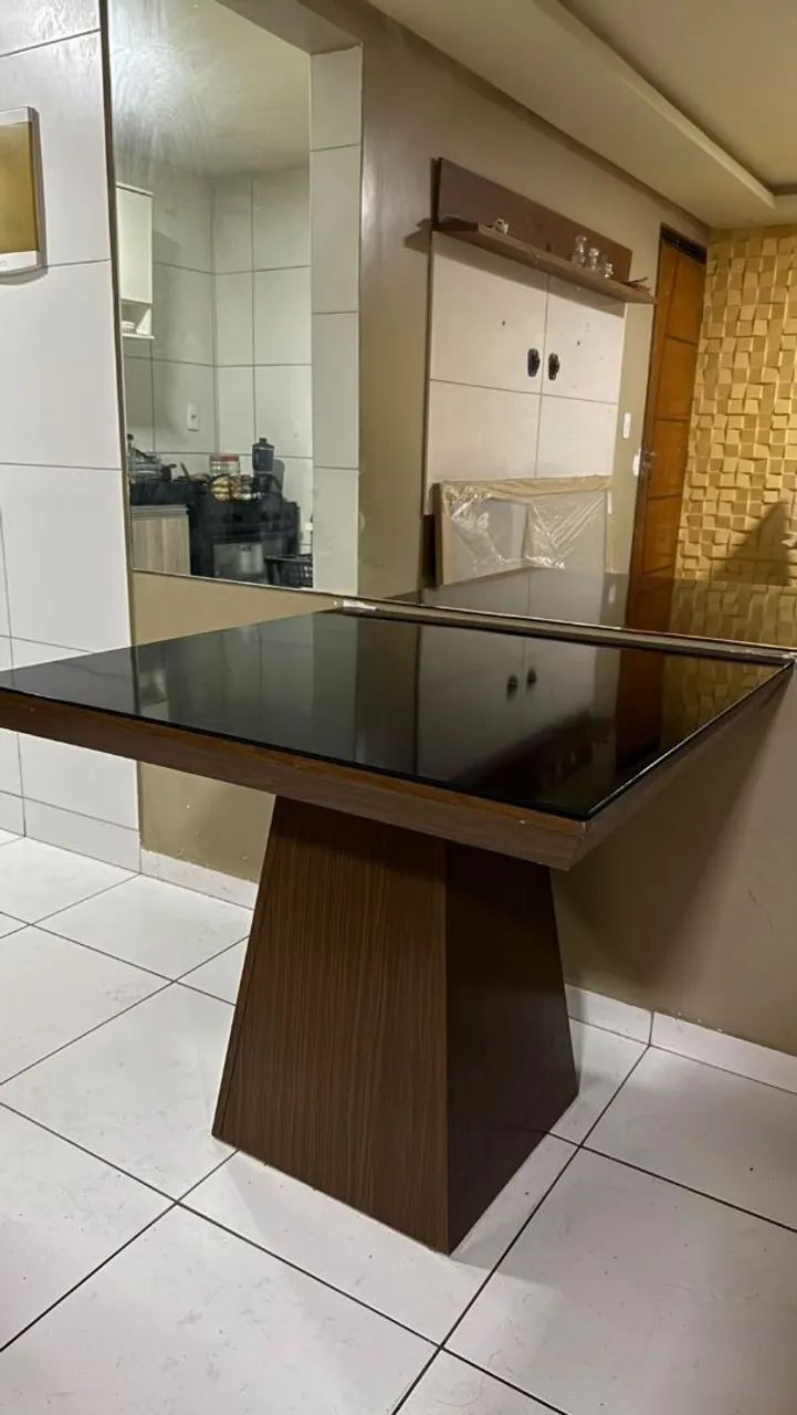 Mesa 4 cadeiras