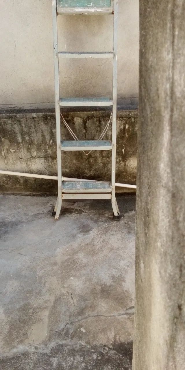 escada de ferro