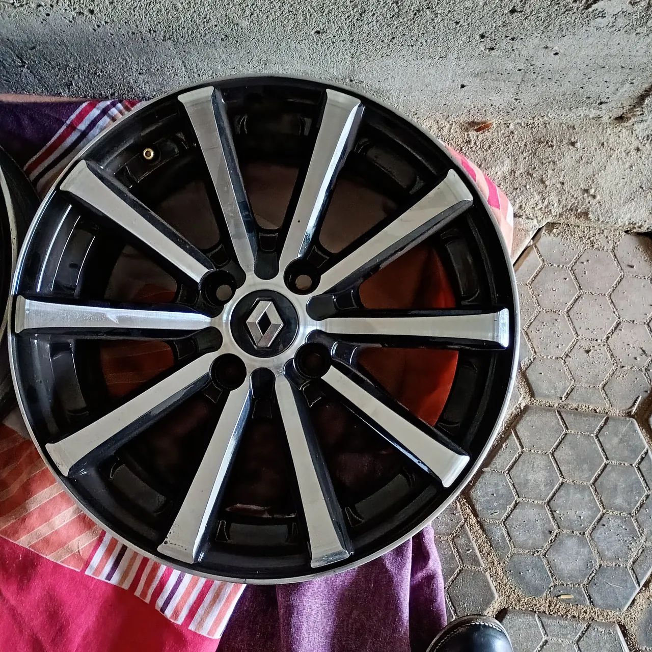 Rodas Diamantada aro 15 - Foto 2