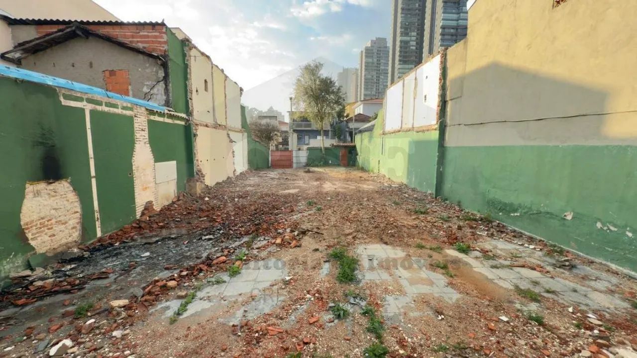 TERRENO COM 300m VILA YARA - Foto 3
