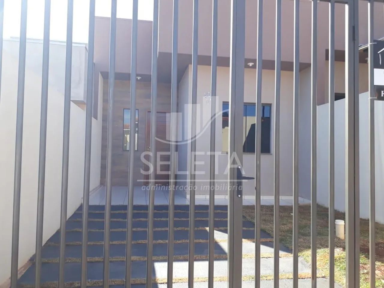 Casa com 3 dormitórios para locação, INTERLAGOS, CASCAVEL - PR