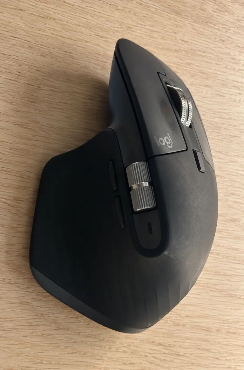 Mouse Logitech MX Master 3S -  com caixa e nota fiscal - Foto 2