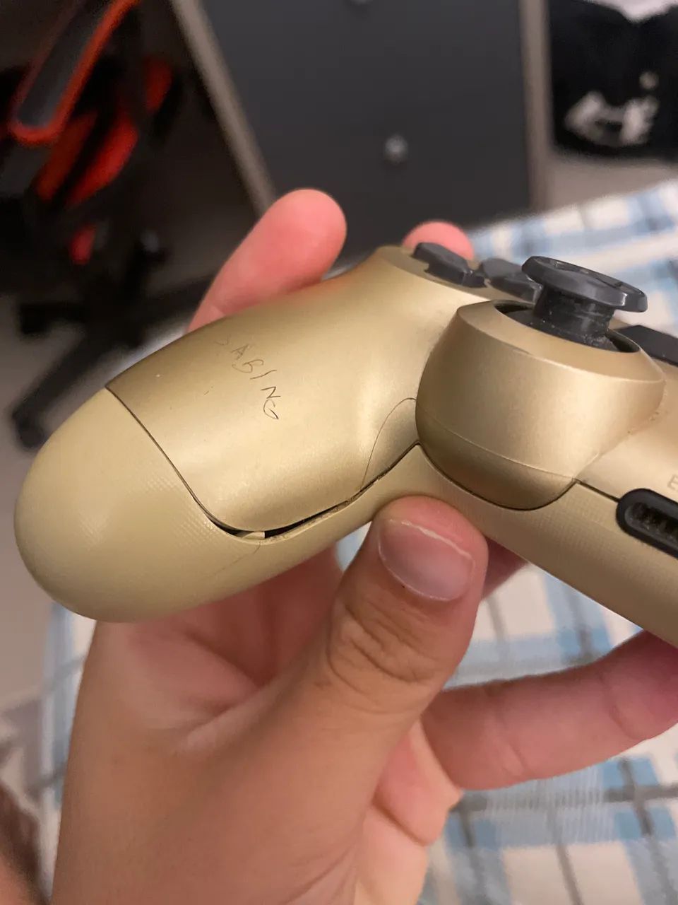 Controle original ps4 Dourado - Foto 3