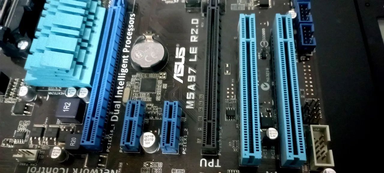 Placa Mãe Asus M5a97 Le R2.0 AM3+ Para Phenom/FX - Foto 3