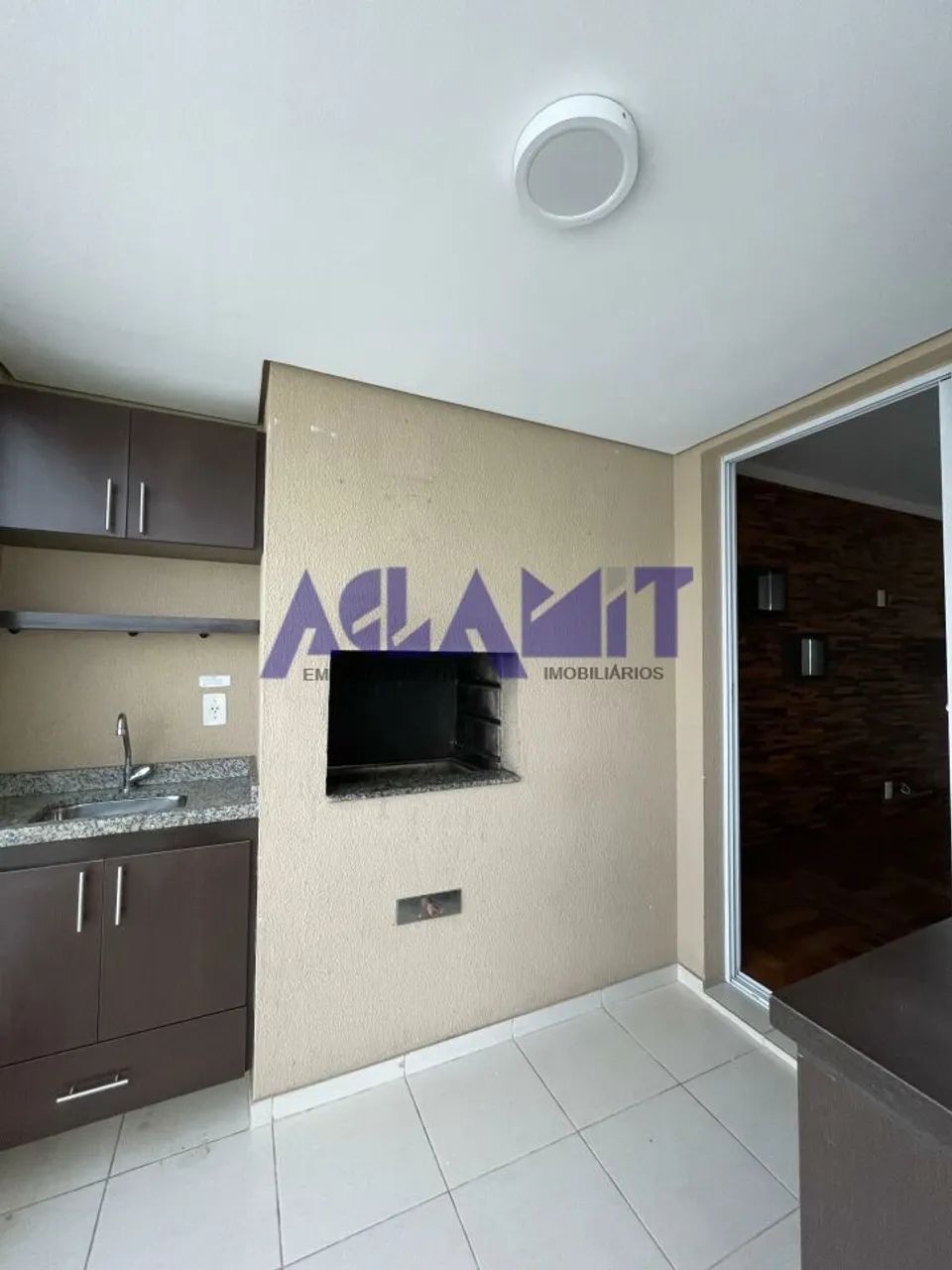 APARTAMENTO A VENDA COM 2 VAGAS DE GARAGEM! - Foto 3