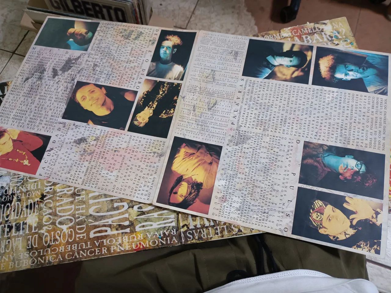 Titãs - O Blesq Blom , LP vinil, capa e mídia excelente, sem arranhões  - Foto 3