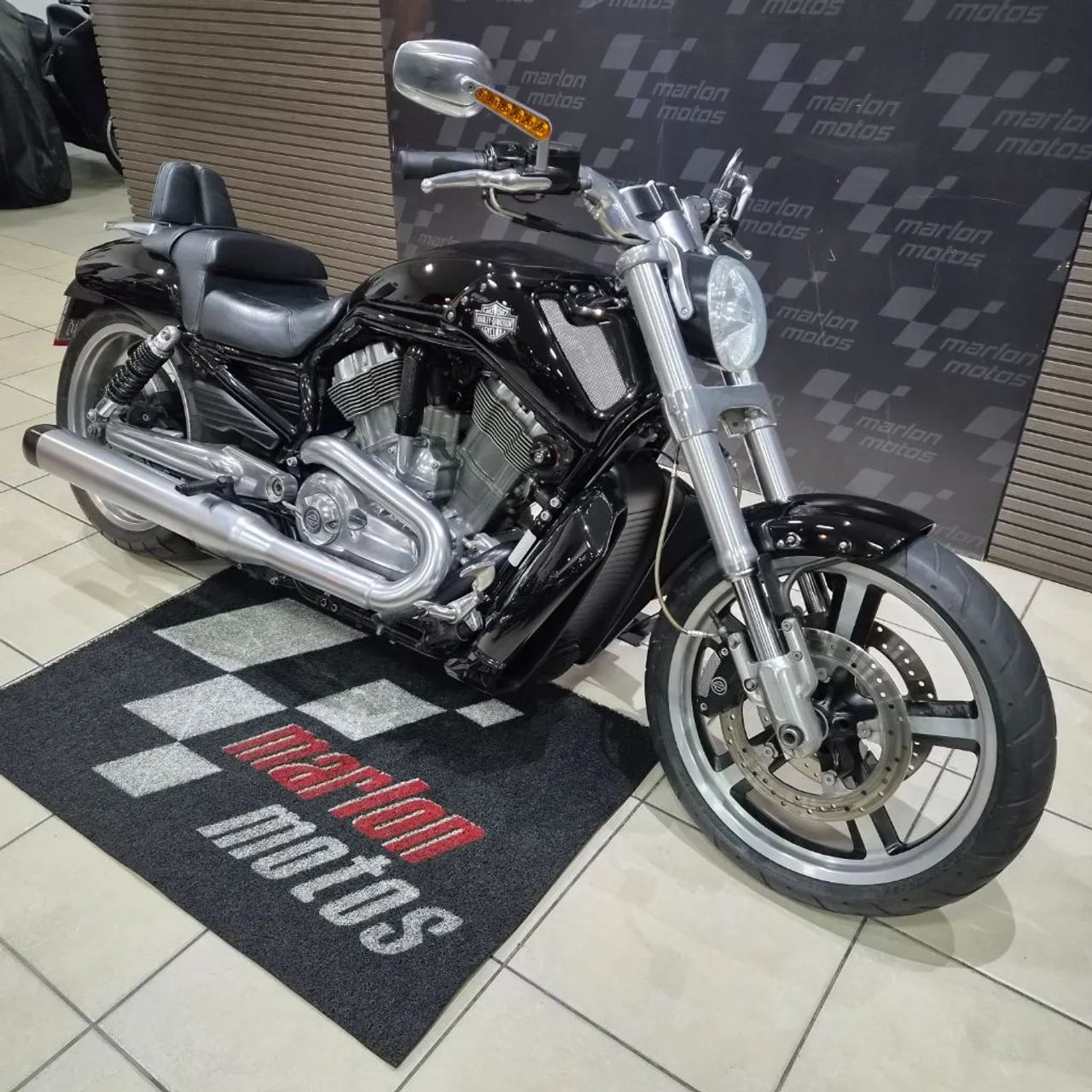 V-ROD 1250cc MUSCLE VRSCF - Foto 5