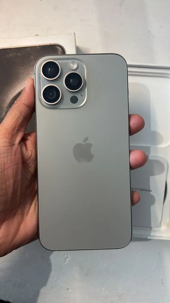 Iphone 15 Pro Max 256GB (com caixa, sem defeito)  - Foto 4