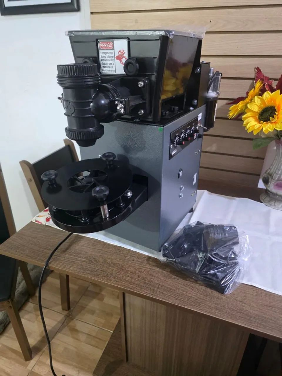 Maquina salgados  compacta print  semi nova