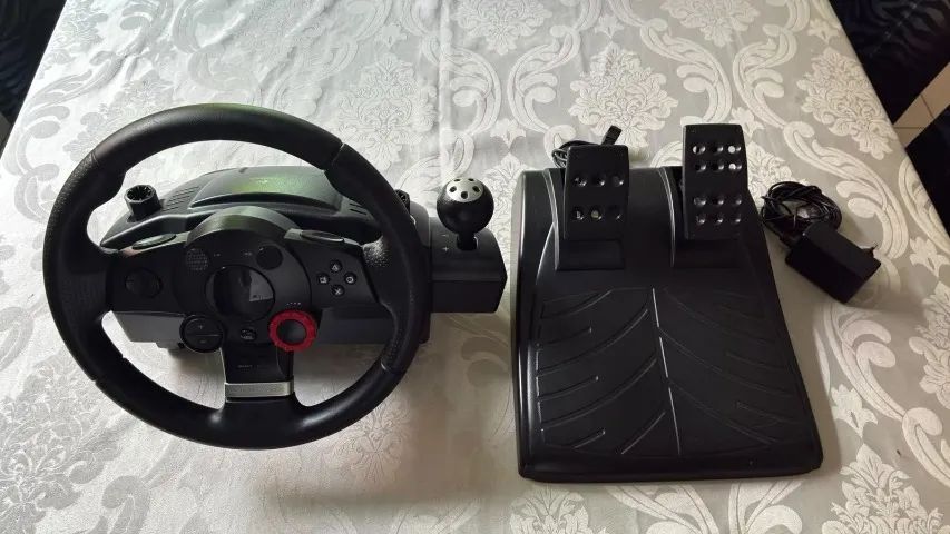 Volante Logitech Driving Force GT