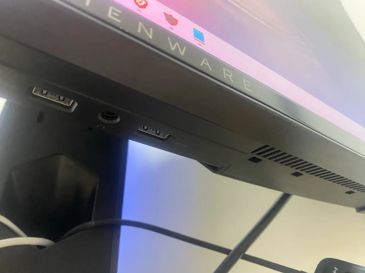 Monitor Alienware 240hz - Foto 4