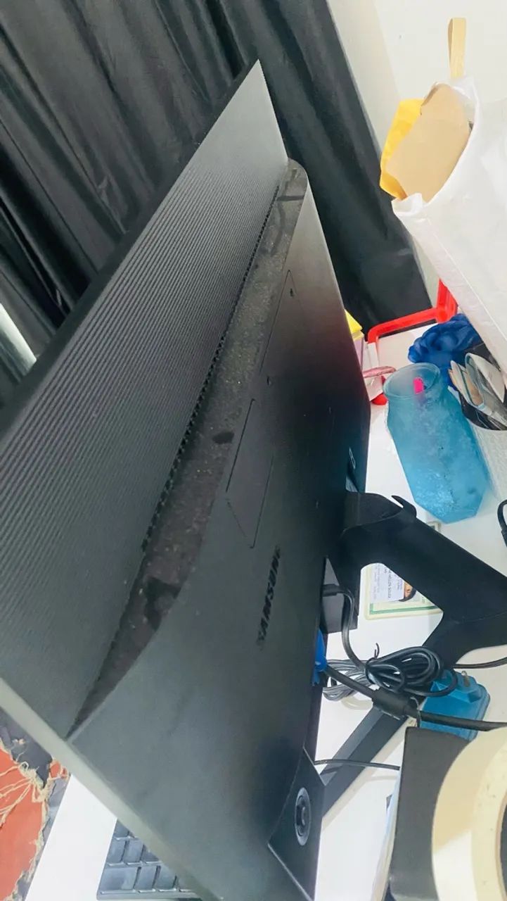 Monitor Samsung 24 Full HD  - Excelente Estado - Foto 3