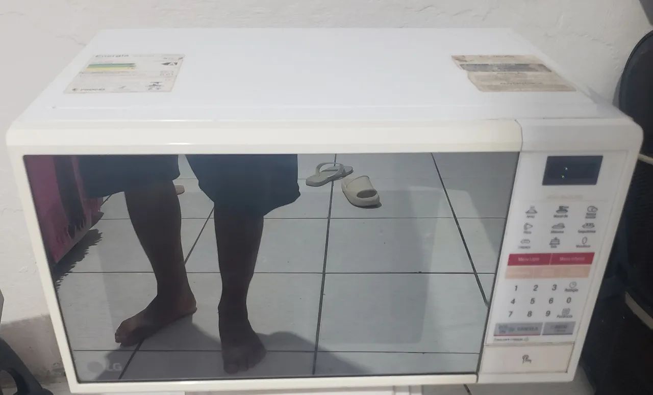 Microondas espelhado 