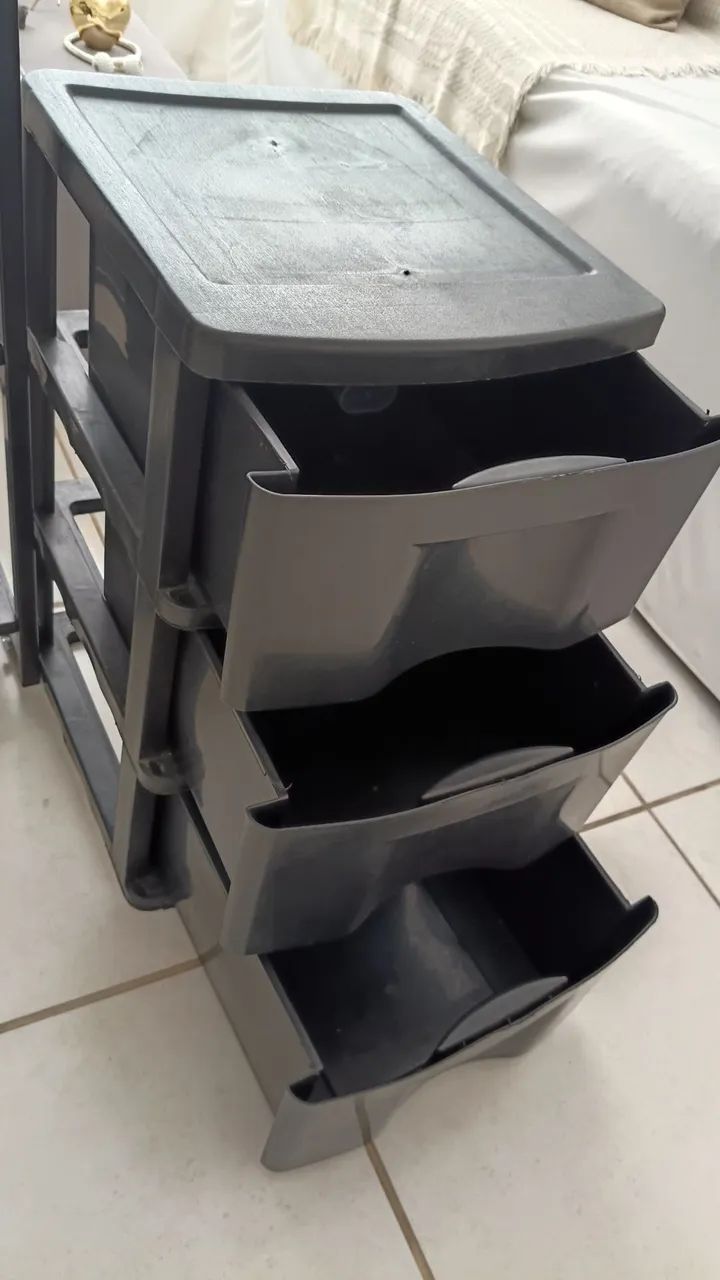 VENDO CAMA BOX SOLTEIRÃO/ INSTANTE E GAVETEIRO MULTIUSO  - Foto 4