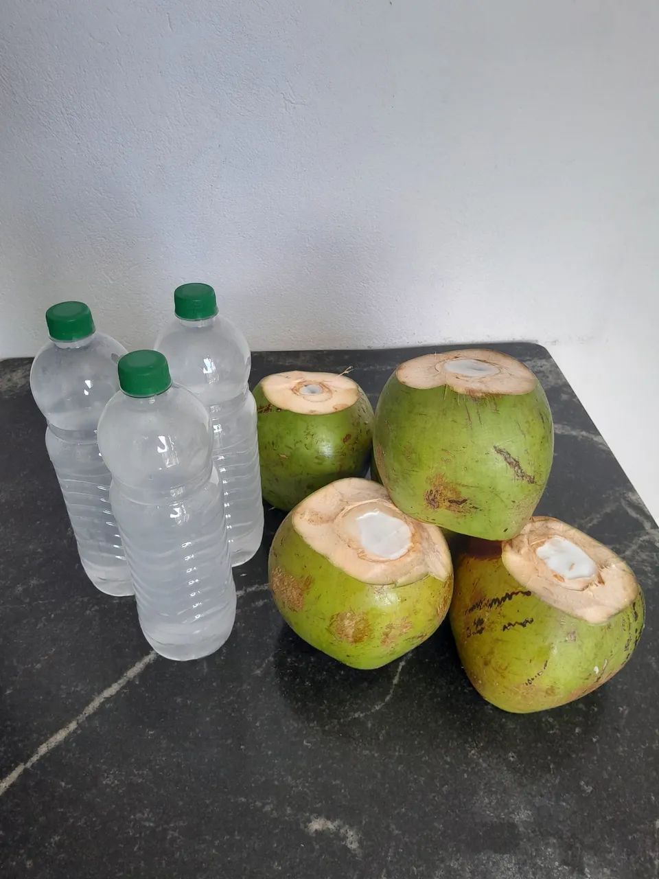 Água de coco geladinha é engarrafada  - Foto 3