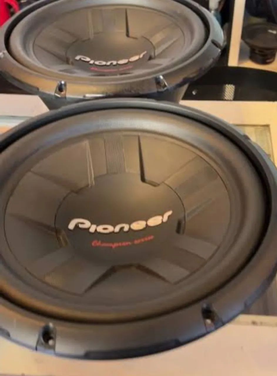 2 subwoofers Pioneer cara preta bobina dupla 400 watts rms cada
