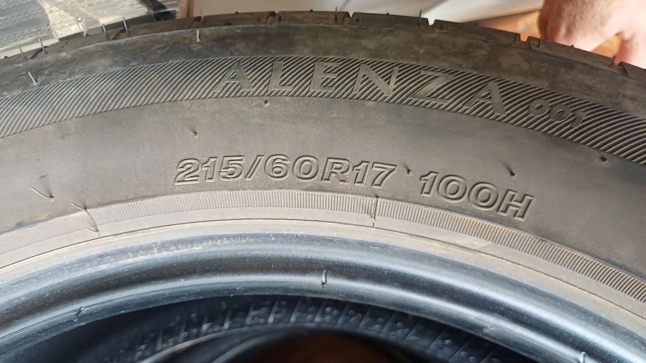 4 Pneus 17/60/215 - Foto 4