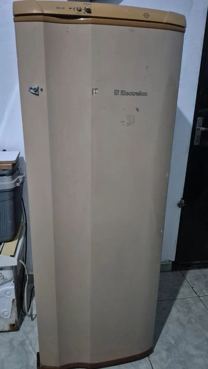 Geladeira 350 R$