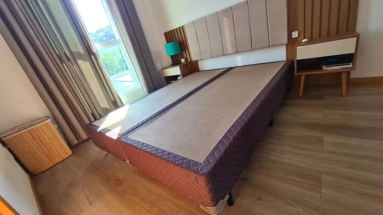 Cama queen size - box e colchão477346218315632643