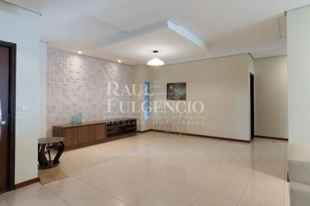 Casa em condomínio para alugar na zona sul em Londrina 2