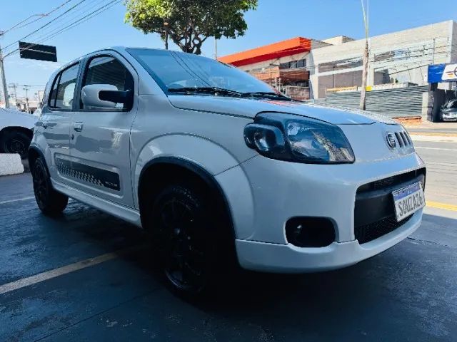 Fiat Uno Sporting 1.4 EVO Fire Flex 8V 4P 2014 - Foto 3