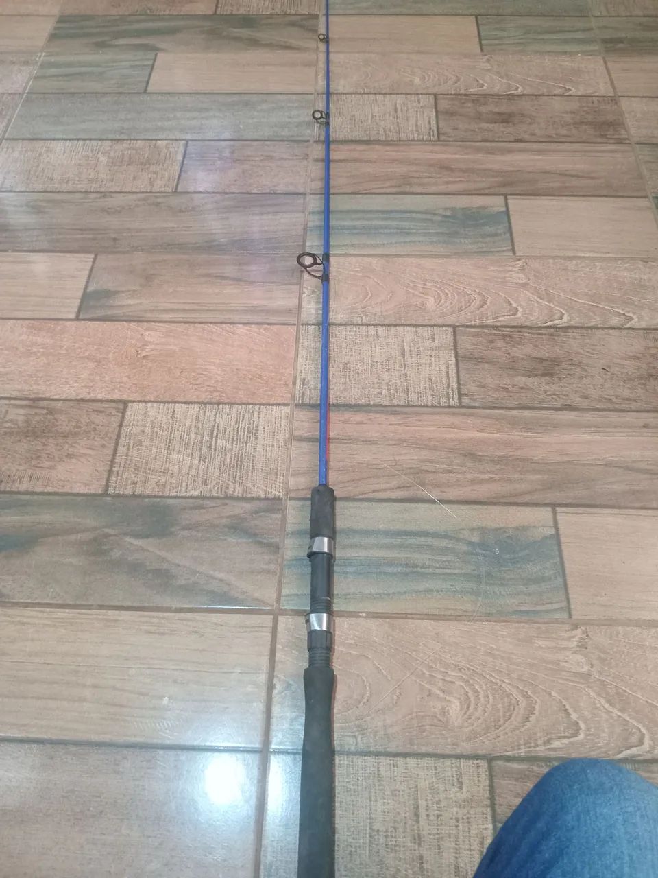 Vendo vara de pesca completa - Foto 4