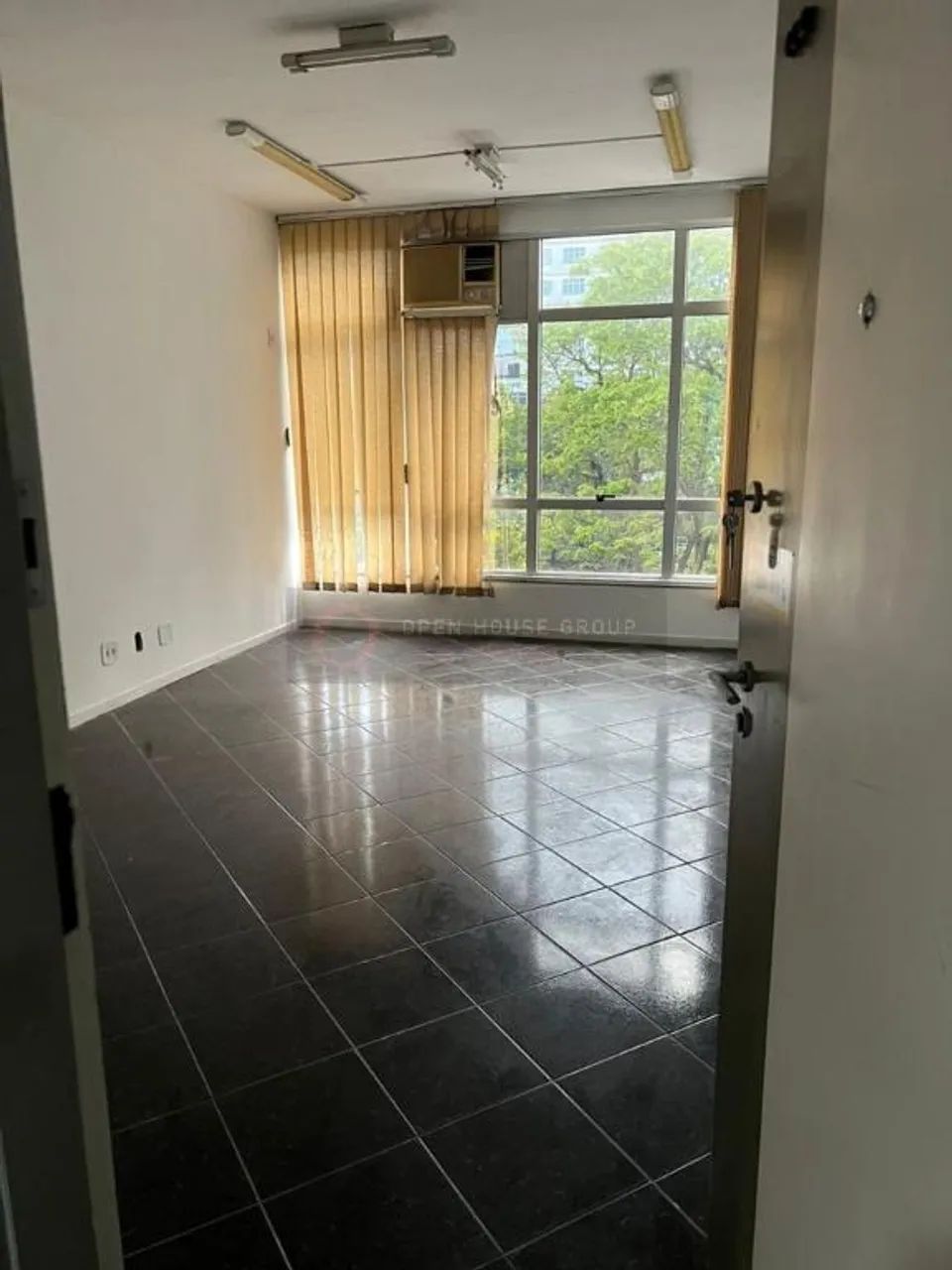 Sala/Casa Comercial à Venda em Centro - Foto 3