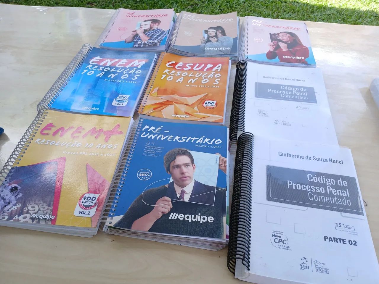 Livros - Foto 2