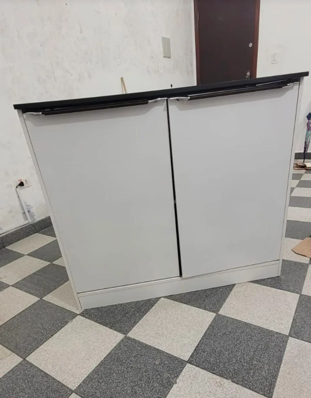 Móvel balcão preto e branco - Foto 2