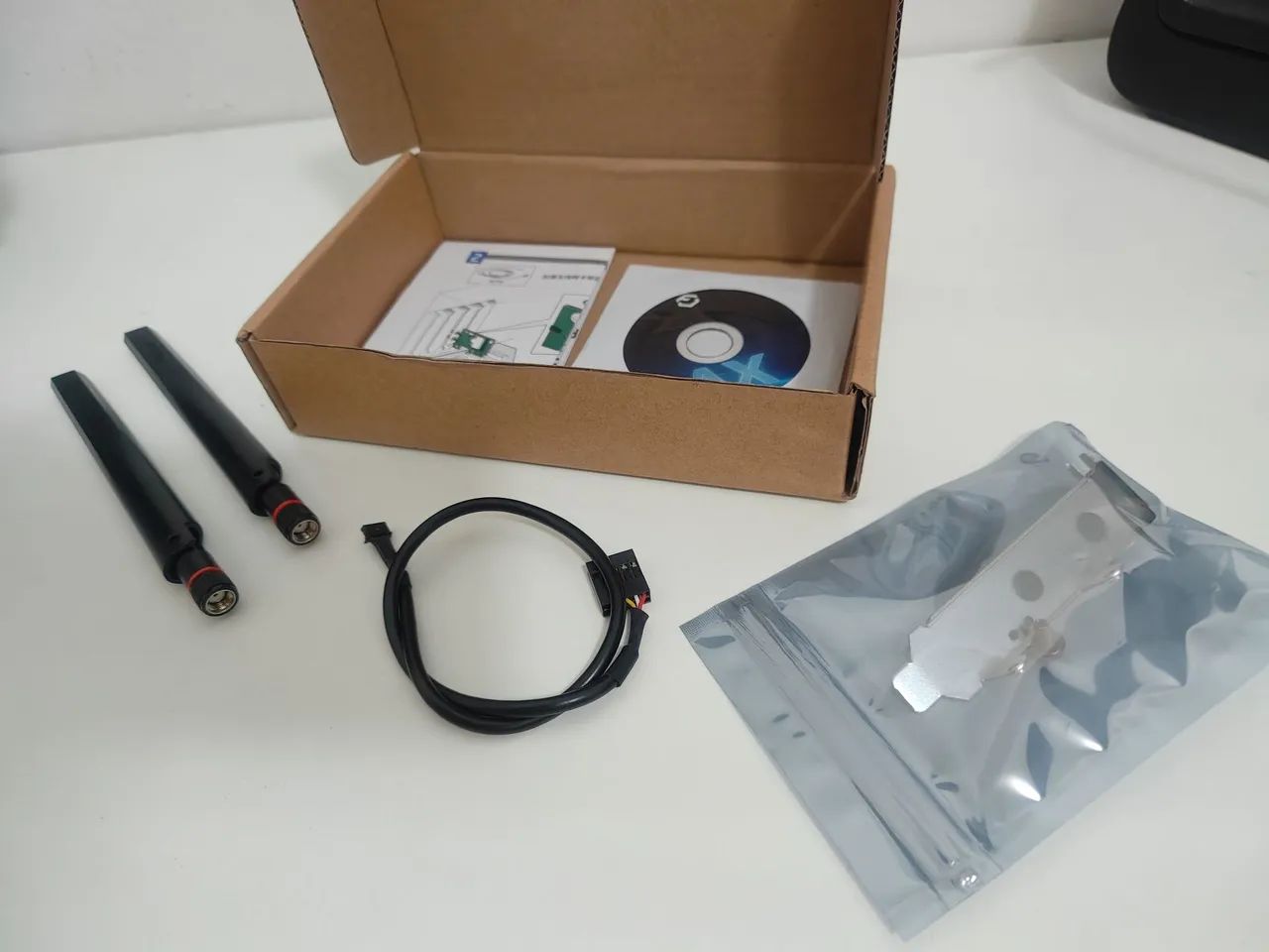 Adaptador Wi-fi 6e com Bluetooth 5.3 PCIE marca Fenvi - Foto 3