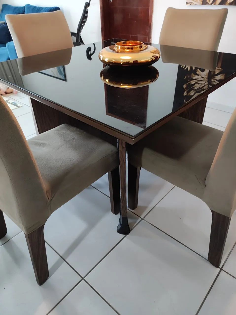 Mesa com 4 cadeiras  - Foto 4