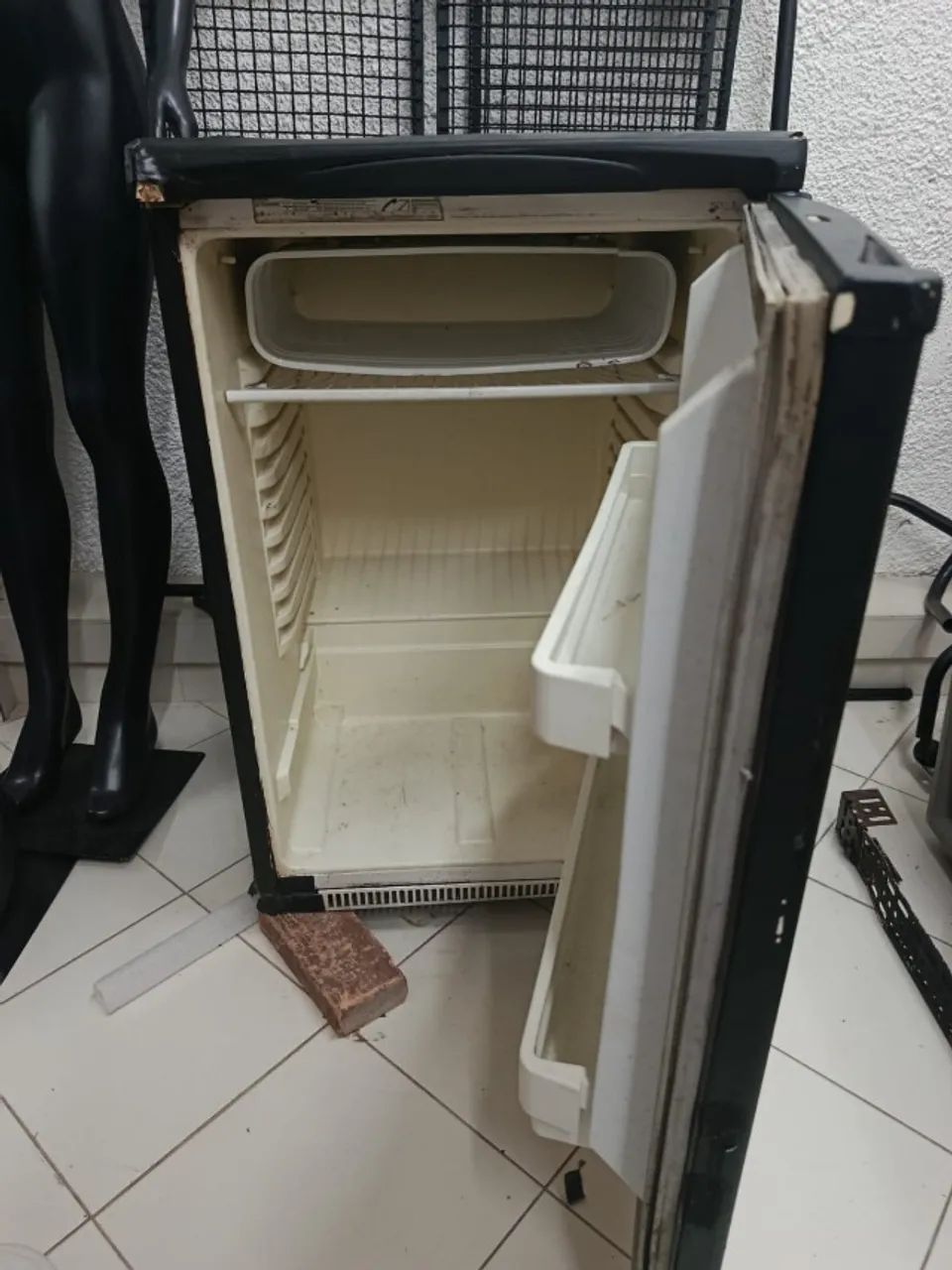 Frigobar 130L Usado - Foto 2