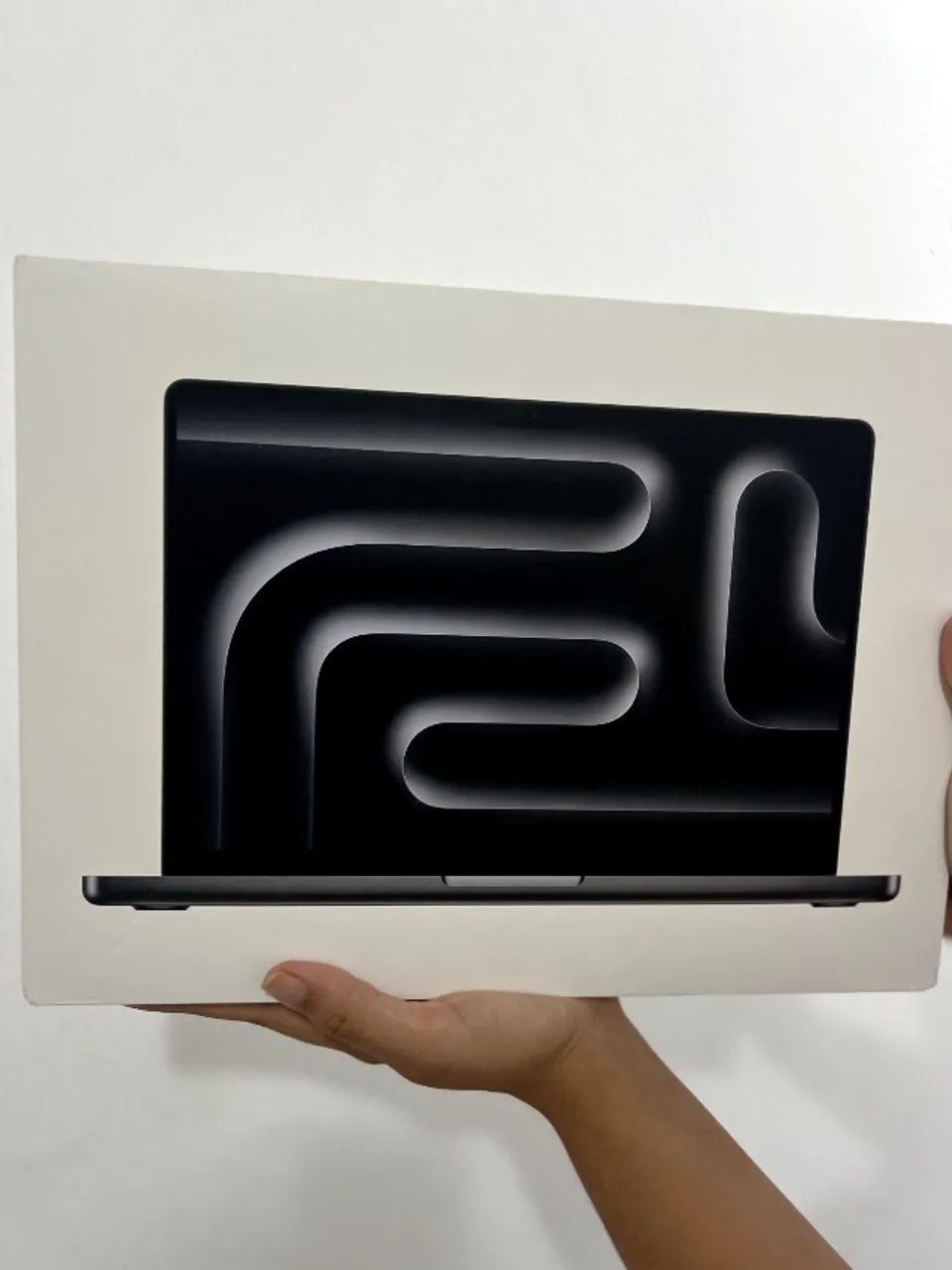 MacBook Pro (2026) M5 Pro 14.2? - 1TB SSD 24GB RAM - Lacrado