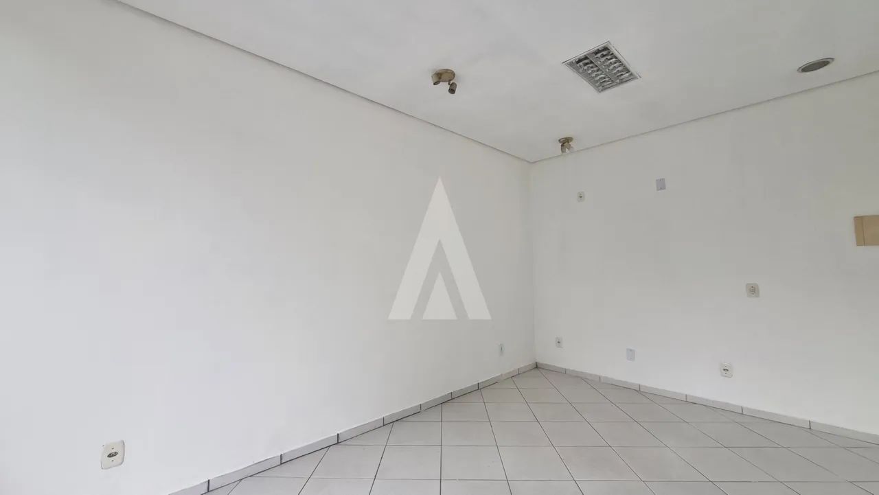 Sala comércial, com 15,53 m² no Centro de Joinville. - Foto 4