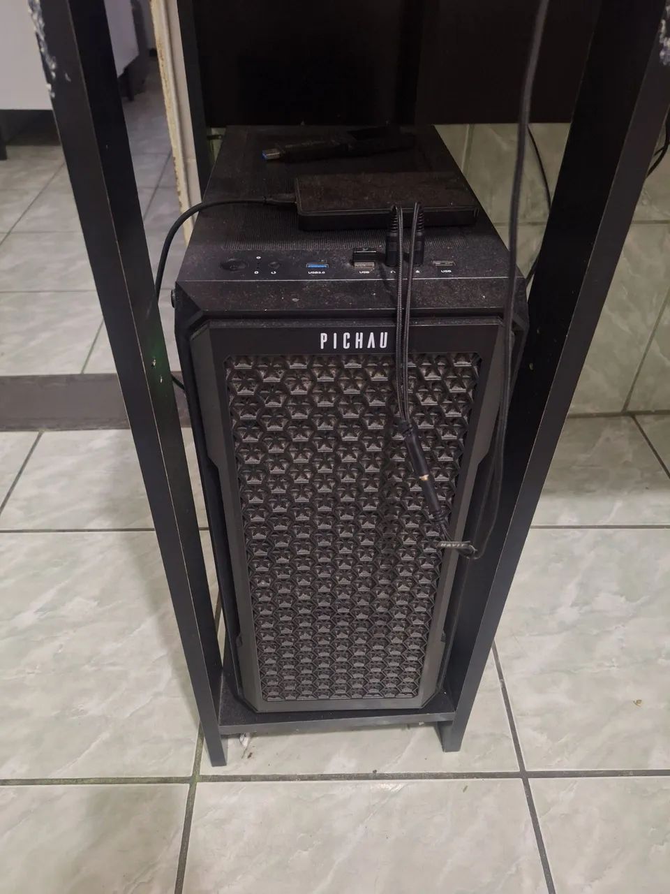 Vende-se pc gamer + mesa + cadeira - Foto 3